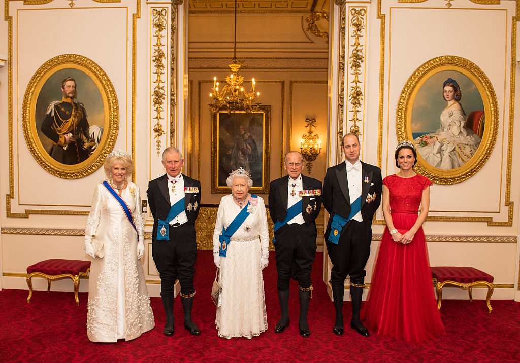 Новый портрет королевской семьи Великобритании 2016