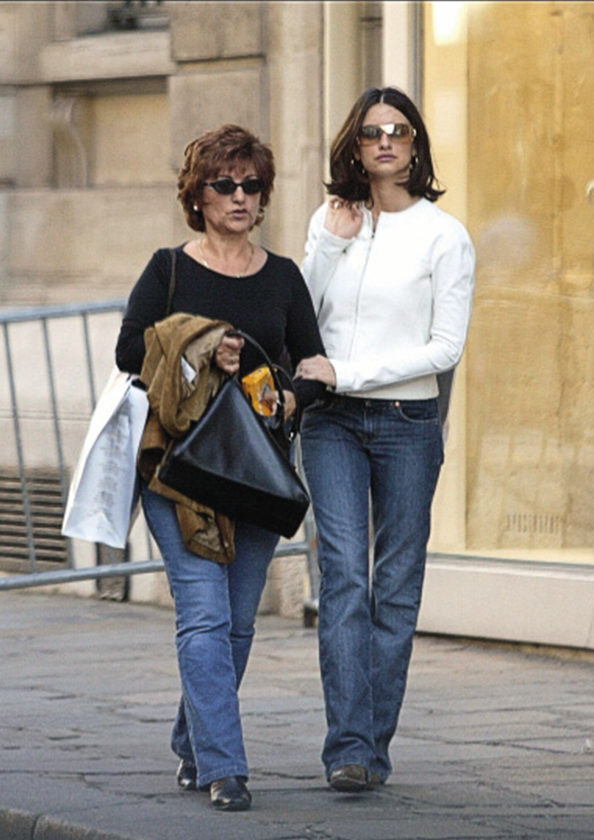 Пенелопа Крус мама