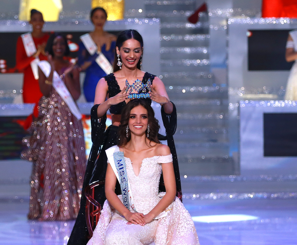 Мисс мира 2017: победительница Мануши Чиллар (Индия). 13 