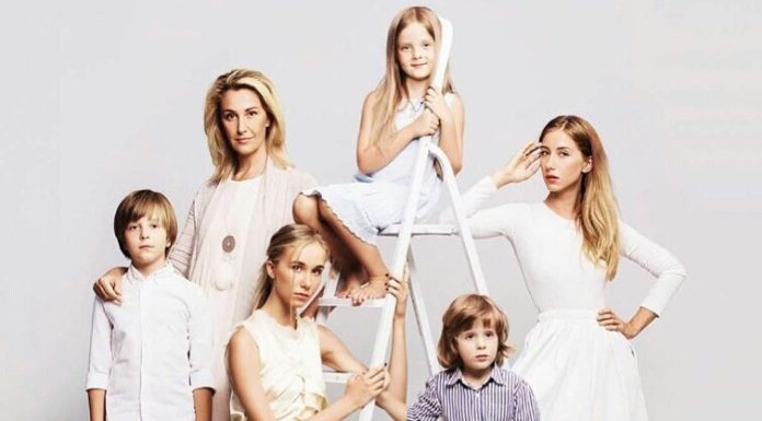 Снежана Егорова и ее 5 детей