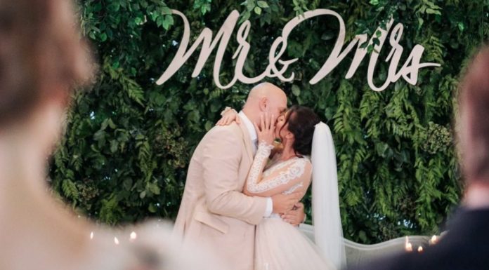 Настя Каменских: “Мы с Потапом сыграли свадьбу, чтобы порадовать поклонников”