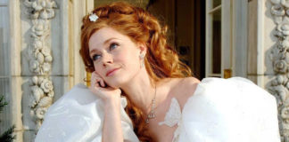 Возлюбленная Супермена Эми Адамс впервые показала фото со свадьбы