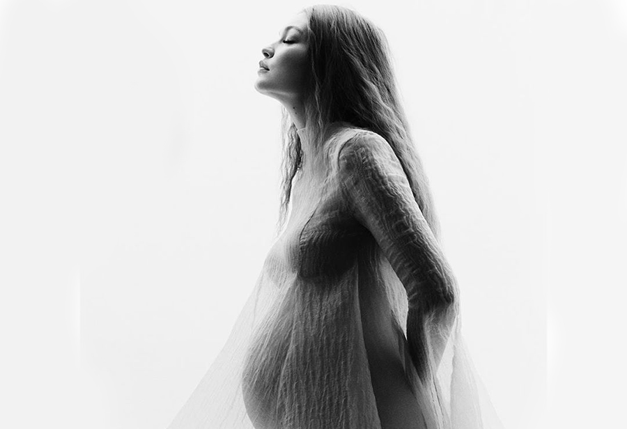 джиджи хадид впервые показала беременность ребенок модель