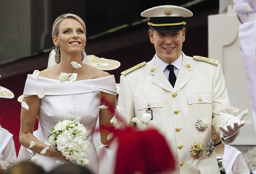 князь альбер княгиня шарлен королевская семья монако свадьба