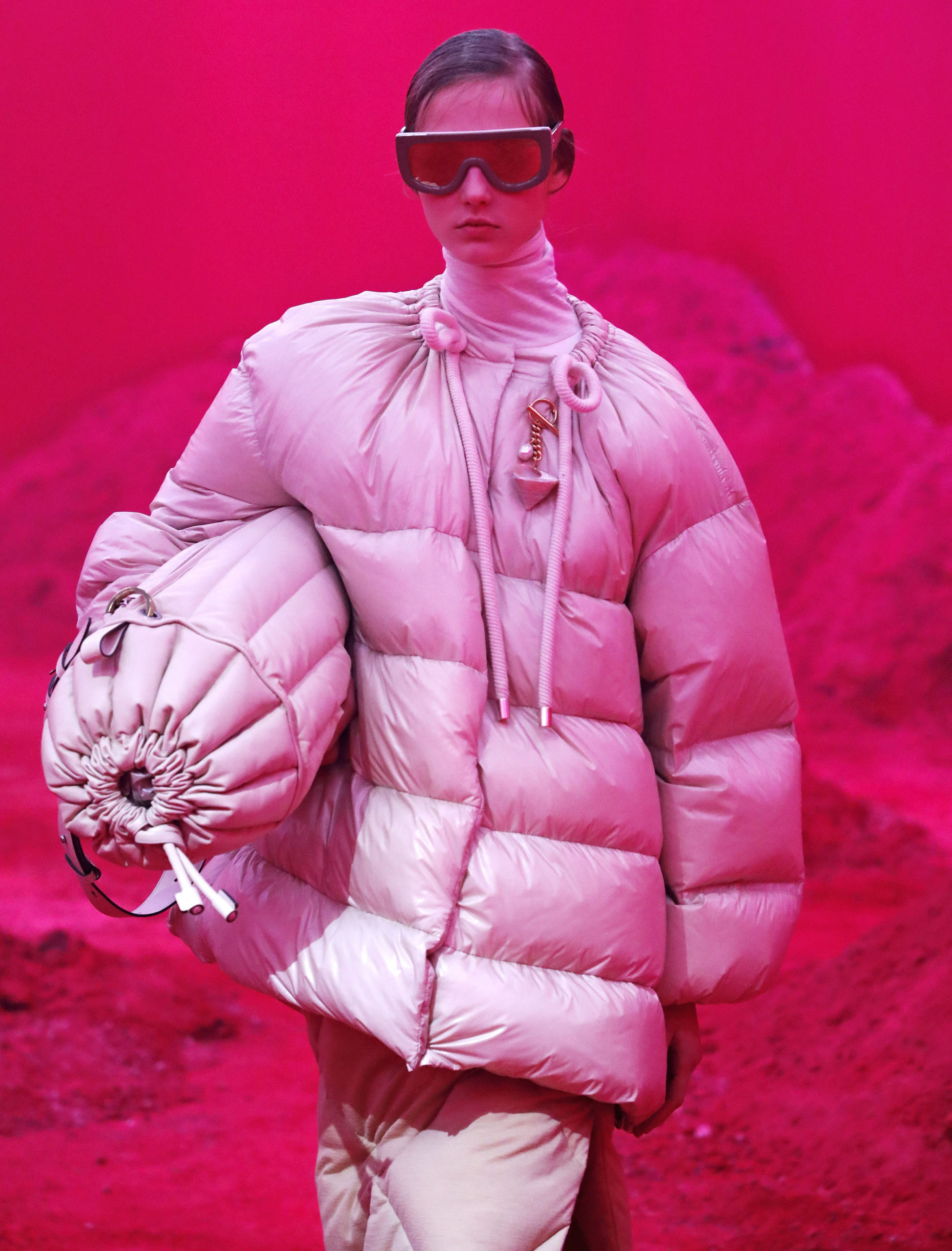 модный пуховик оверсайз зима 2020 2021 розовый 
