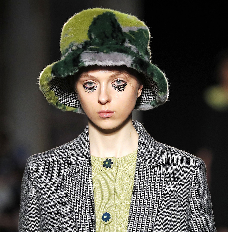 модная панама зимняя шапка зима 2020 зеленая