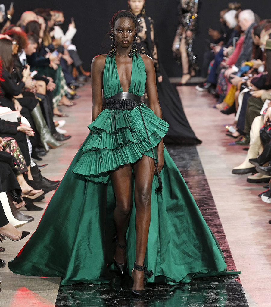 платье оборки длинное зеленое что надеть на новый год 2021