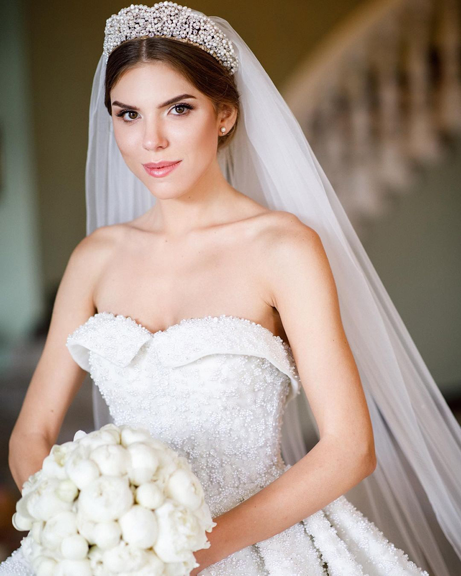 ассоль катя гуменюк свадьба свадебное платье пышное белое украинские звезды в чем выходят замуж