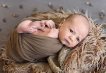 Василиса Фролова поделилась милыми пасхальными фото новорожденного сына