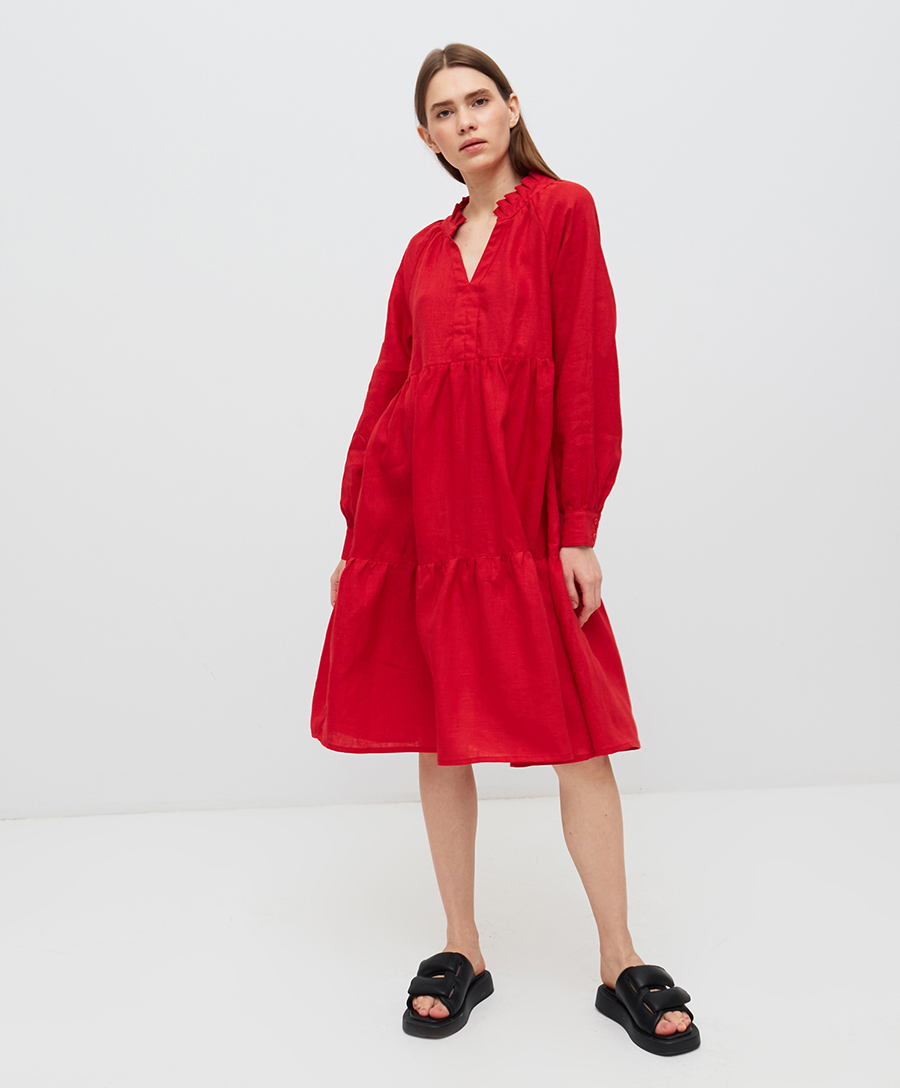 самое модное платье летнее из льна льняное лето 2021 короткое красное оверсайз