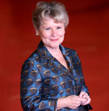 Звезда “Гарри Поттера” сыграет королеву Елизавету II в продолжении сериала “Корона”: первый кадр имельда стонтон корона Елизавета II пятый сезон