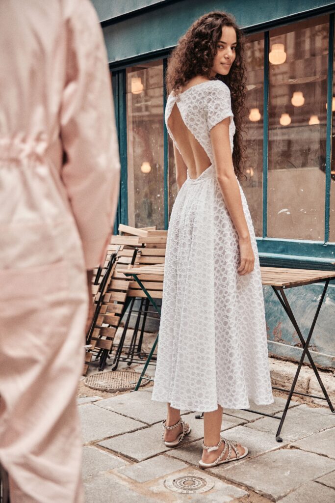 модное белое платье лето осень 2021 короткое на каждый день кружевное миди с открытой спиной праздничное