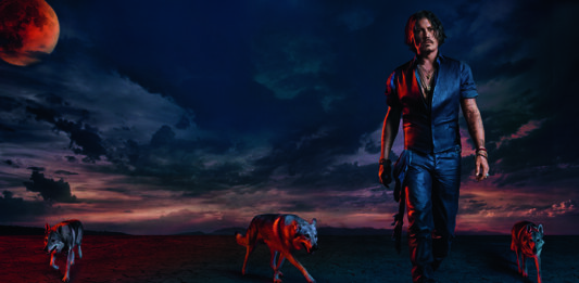 Бегущий с волками: Джонни Депп снялся в атмосферном видео джонни депп диор видеоклип волки мужской аромат саваж dior sauvage