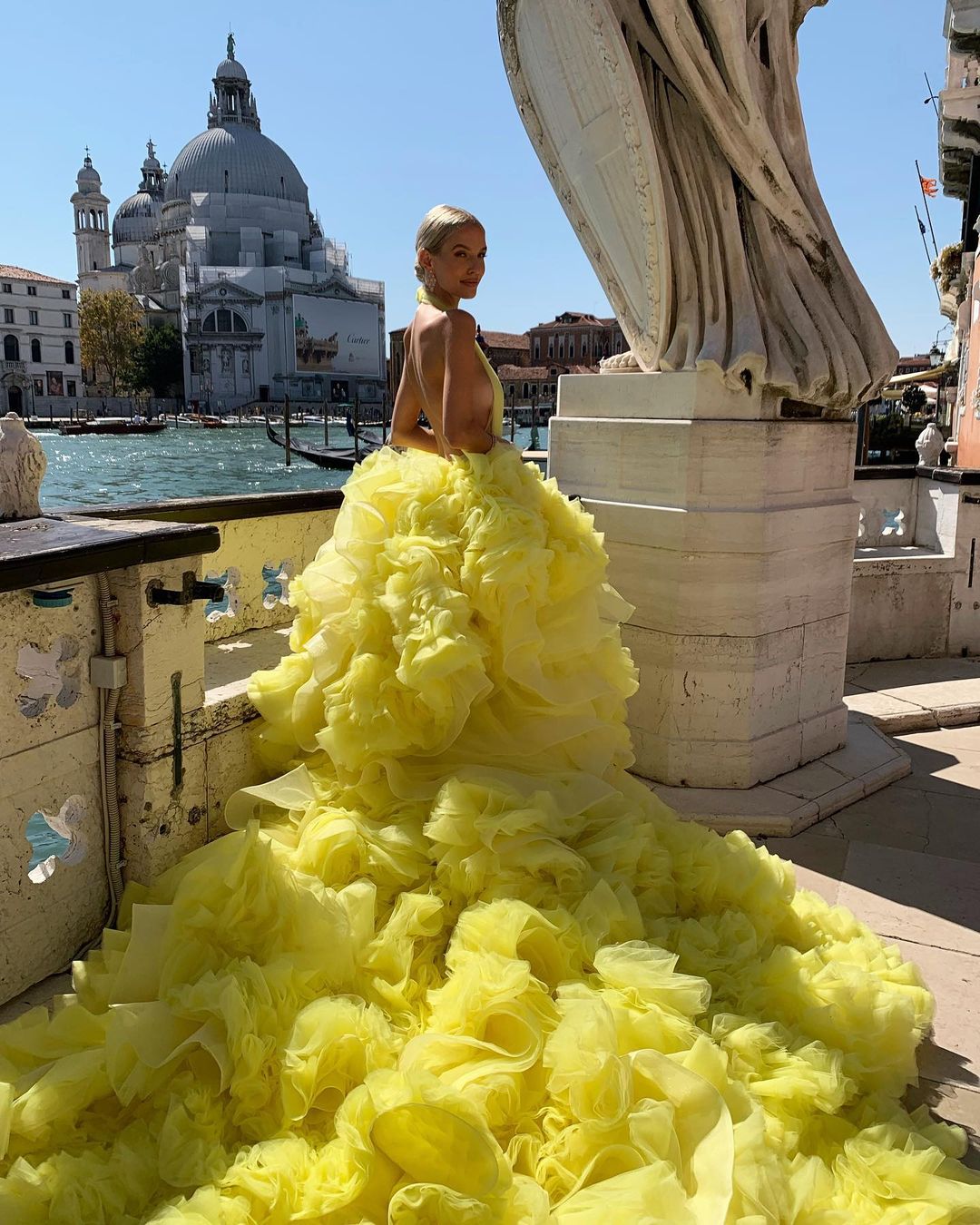 леони ханне платье украинский бренд вечернее венецианский кинофестиваль