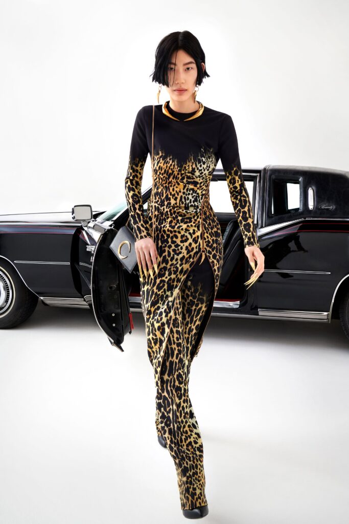 модный звериный модный звериный принт осень 2021 как с чем носить платье брюки леопард
