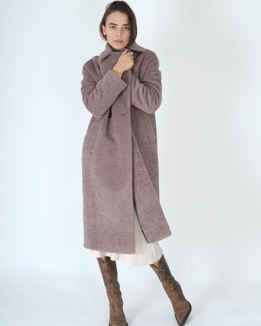 модное пальто осень зима 2021 2022 украинский бренд серое лиловое