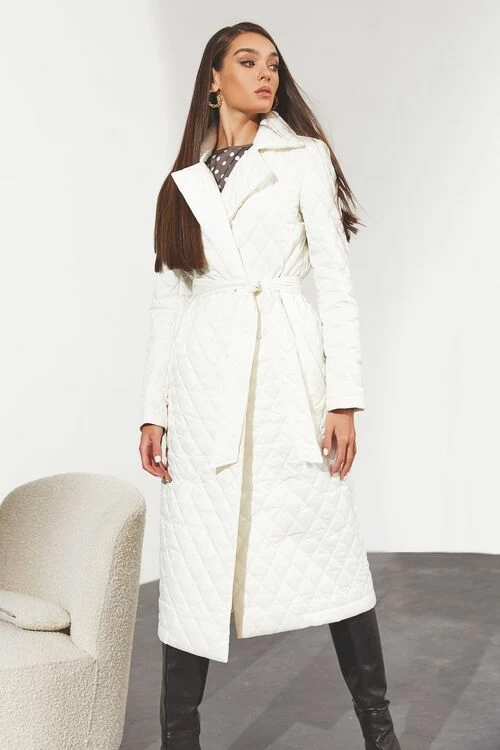 модное пальто осень зима 2021 2022 украинский бренд белое стеганое пуховик