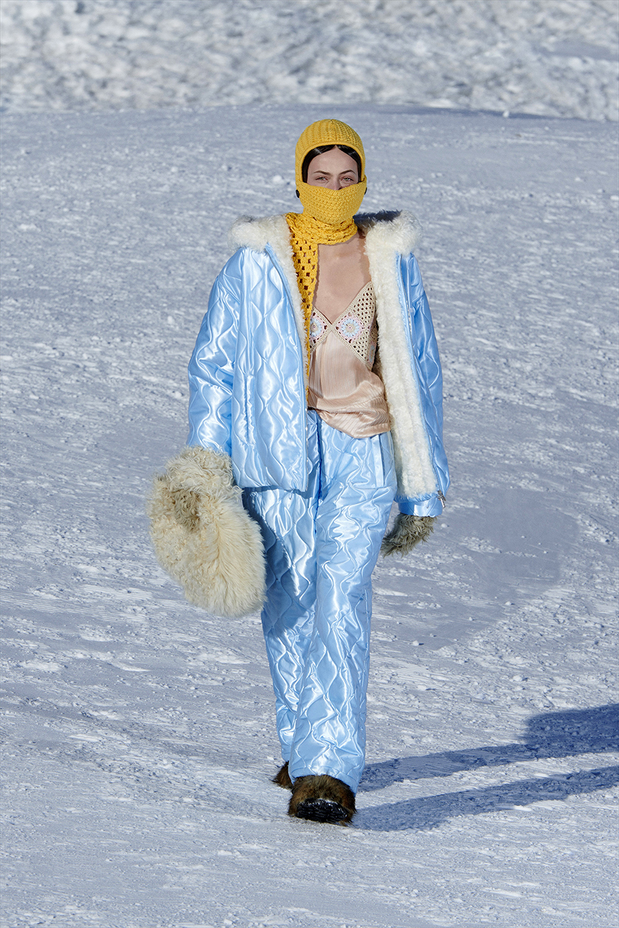модная верхняя одежда осень зима 2021 2022 комбинезон для взрослых зимний тепый голубой