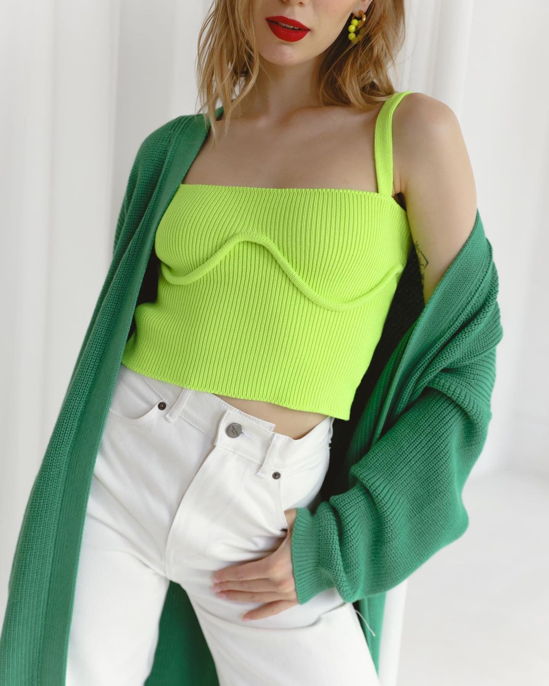 модний кардиган літо 2022 як носити зелений оверсайз