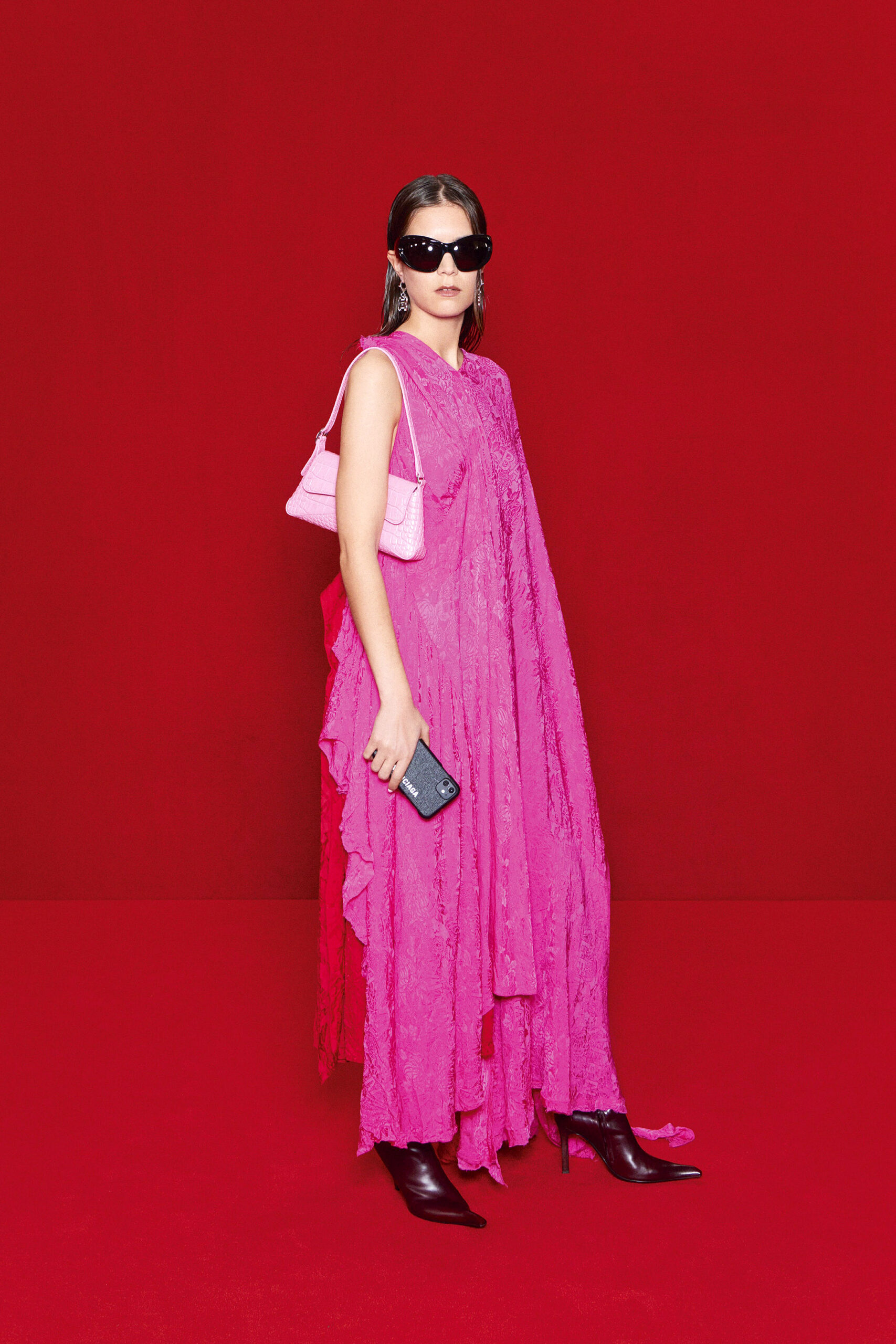 модна рожева сукня літо 2022 максі довга