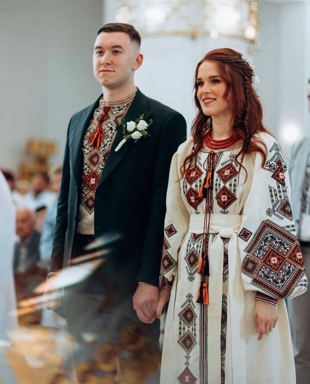 модна вишиванка 2022 День Незалежності український бренд де купити чоловіча жіноча парні вишиванки на весілля