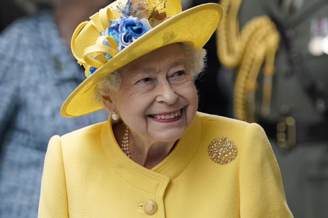королева єлизавета II капелюшок руслан багінський день незалежності привітала