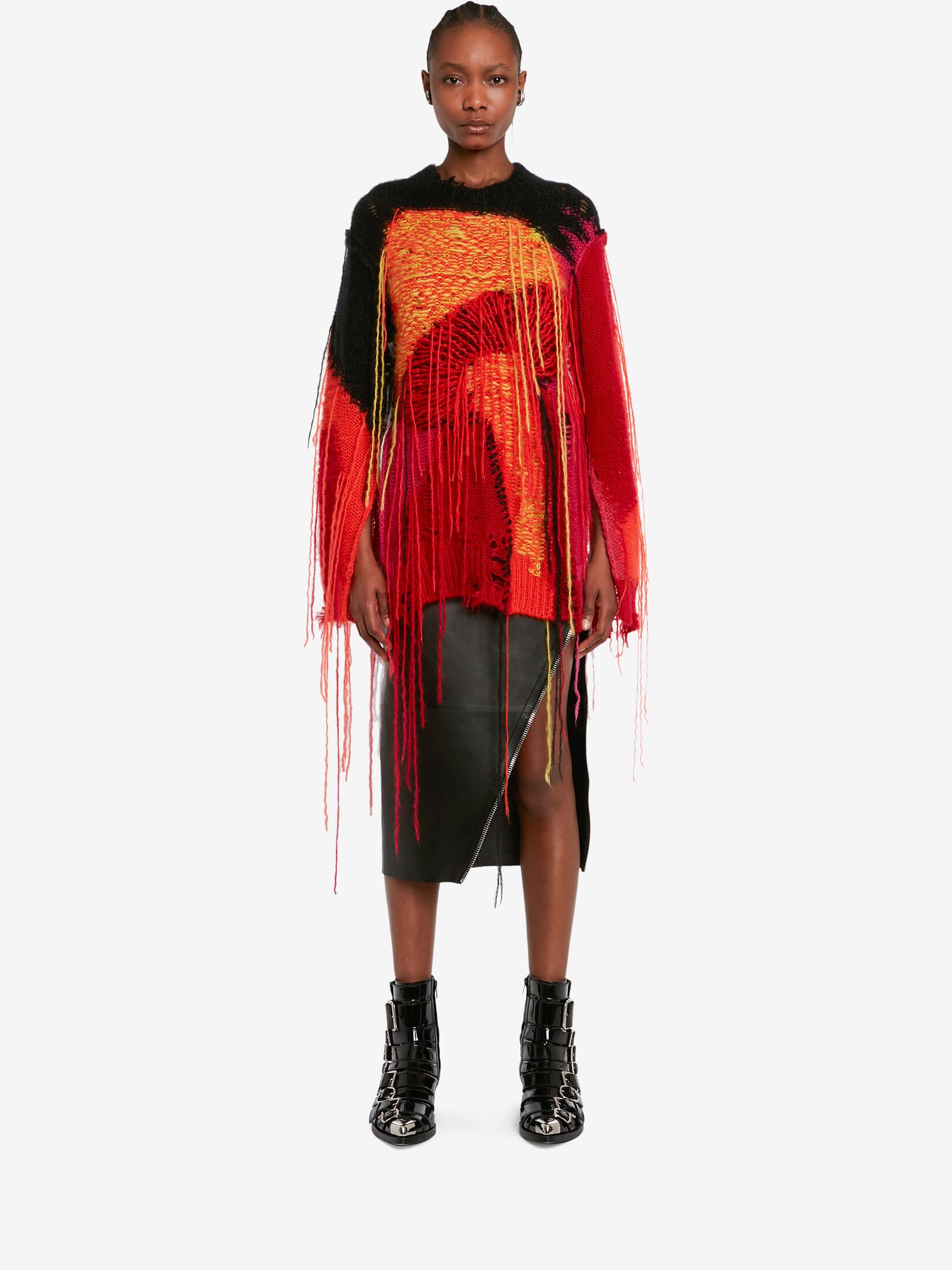 модний светр осінь зима 2022 2023 із затяжками червоний красний оранжевий чорний