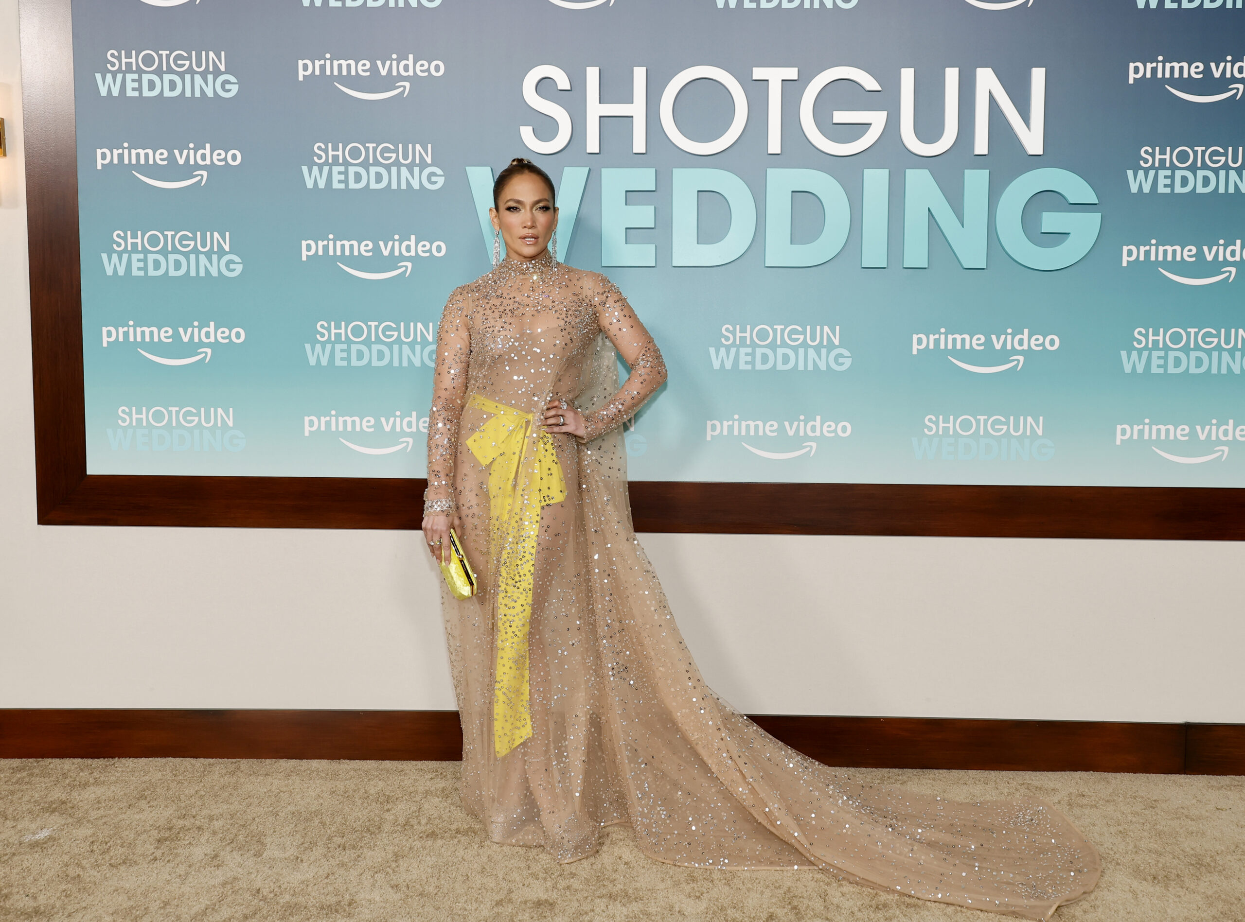 дженніфер Лопес сукня прозора нестримне весілля shotgun wedding