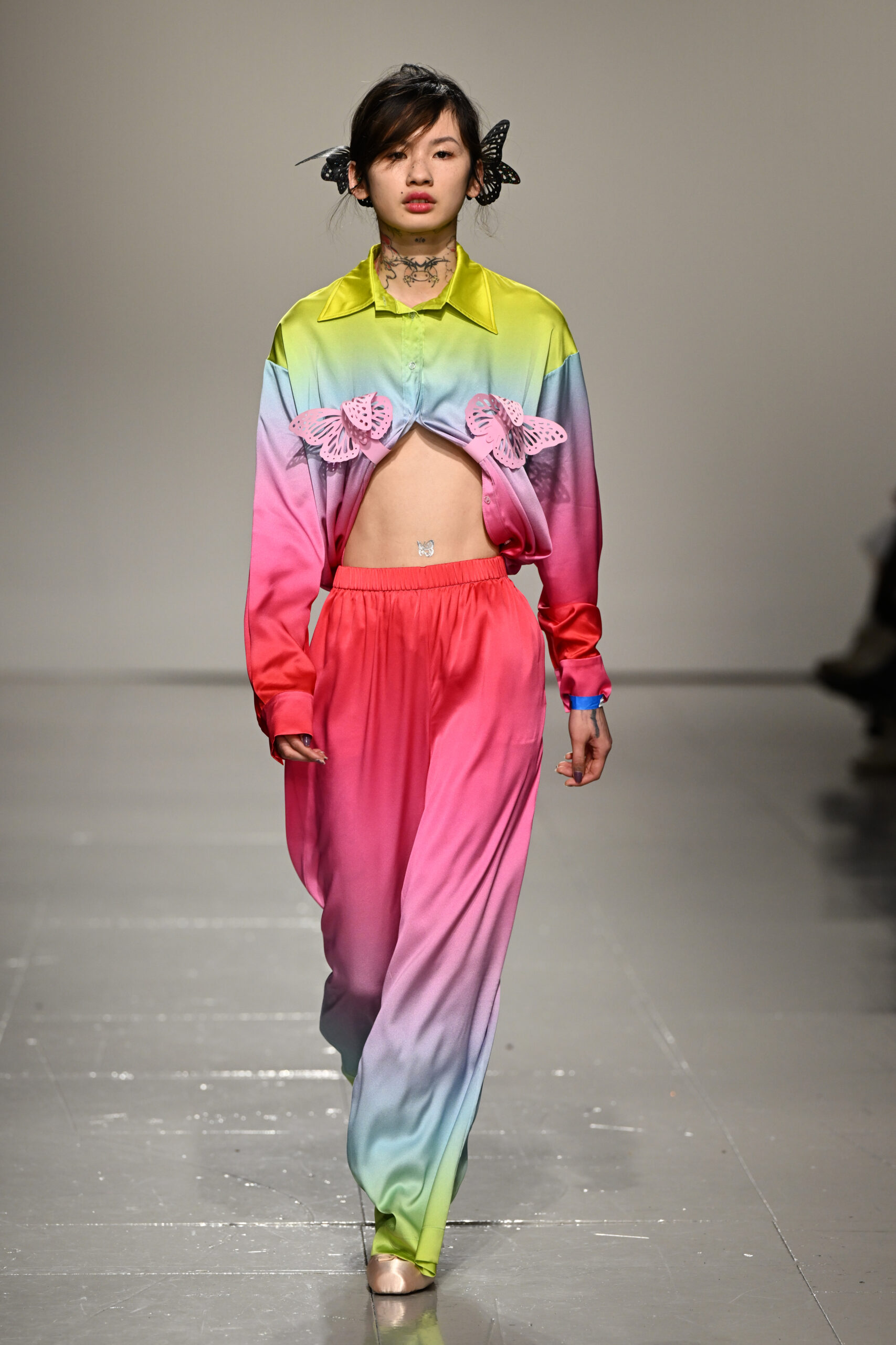 іван фролов ксенія шнайдер юлія наскаль London Fashion Week 2023