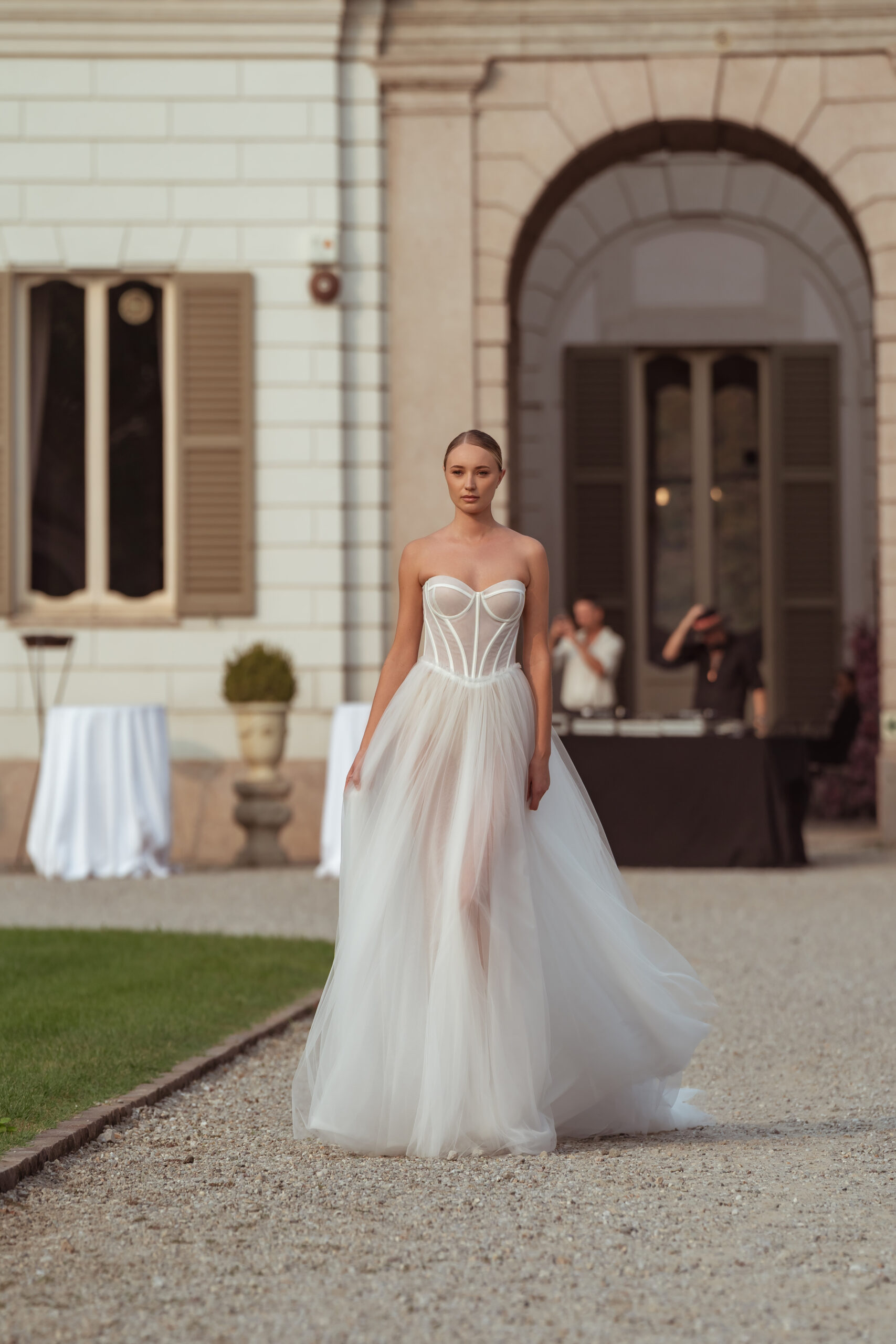 весільна сукня тренди мода 2023 2024 український бренд yedyna 