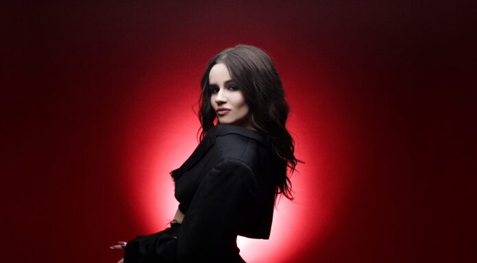 «Я роками прислухалася до інших»: співачка SOWA про новий етап у творчості та пошук себе