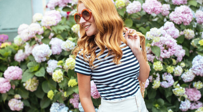 Естетика «складного» мінімалізму: які футболки додати у гардероб навесні