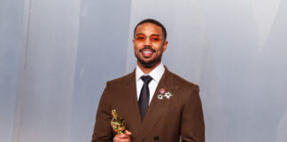 Деконструкція смокінга та білий люкс: 10 найкращих чоловічих образів «Оскара-2026»